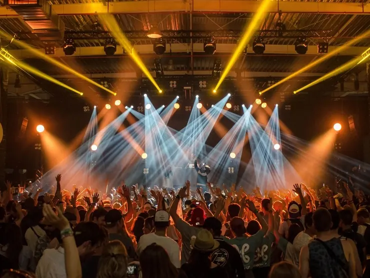 Show com luzes no palco